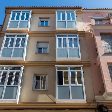 Homely Cristo Deluxe Malaga