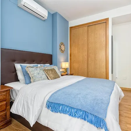 Apartment Homely Cristo Deluxe