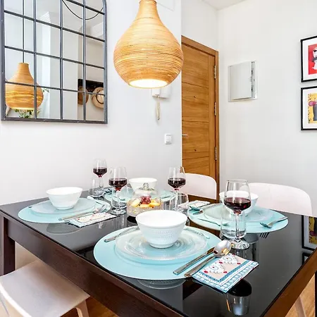 Homely Cristo Deluxe Apartment Malaga