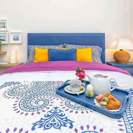 Homely Cristo Deluxe Malaga