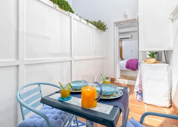 Апартаменты Homely Cristo Deluxe Малага